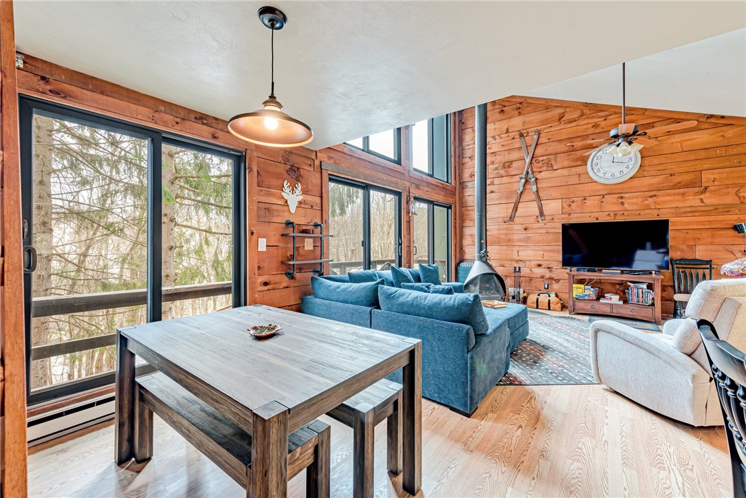 63 Valley View
