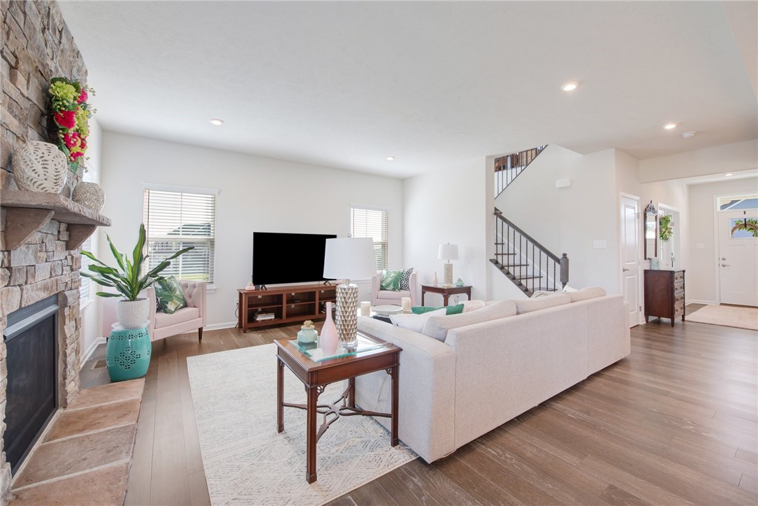 6289 Antonio Dr