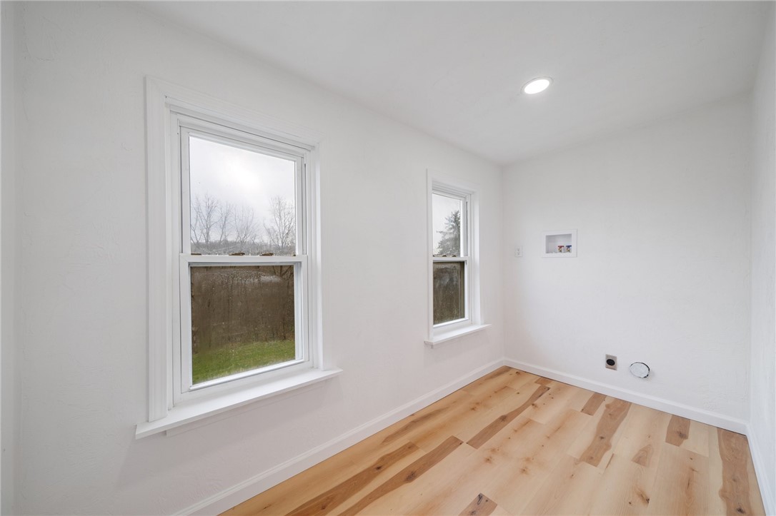 61 Clopper St