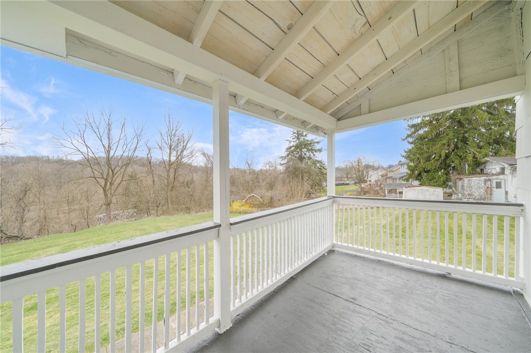 61 Clopper St