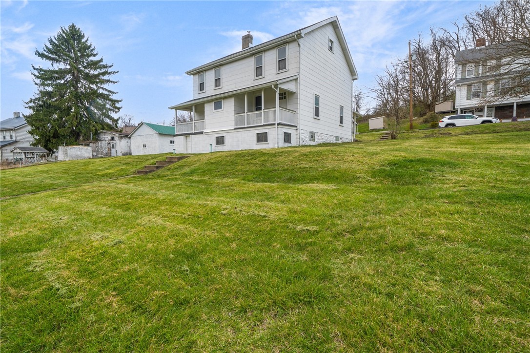 61 Clopper St