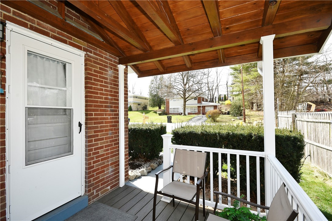 301 Mcintosh Dr