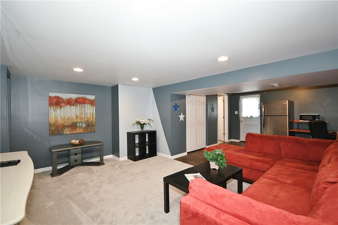 301 Mcintosh Dr
