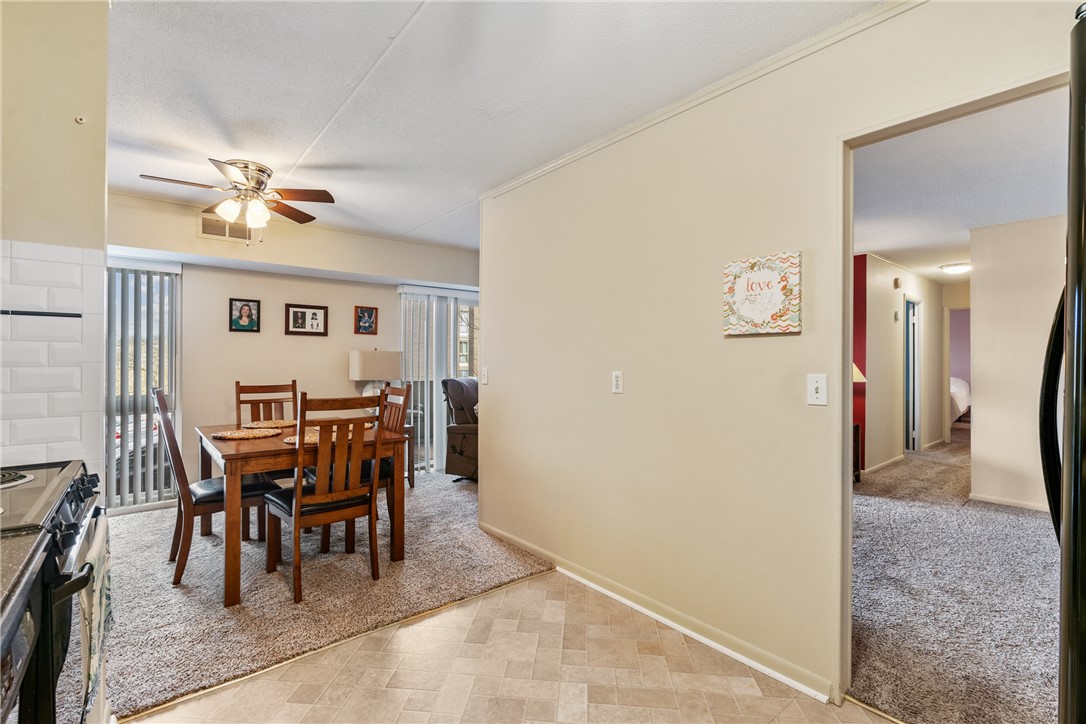 2208 Charlemagne Cir