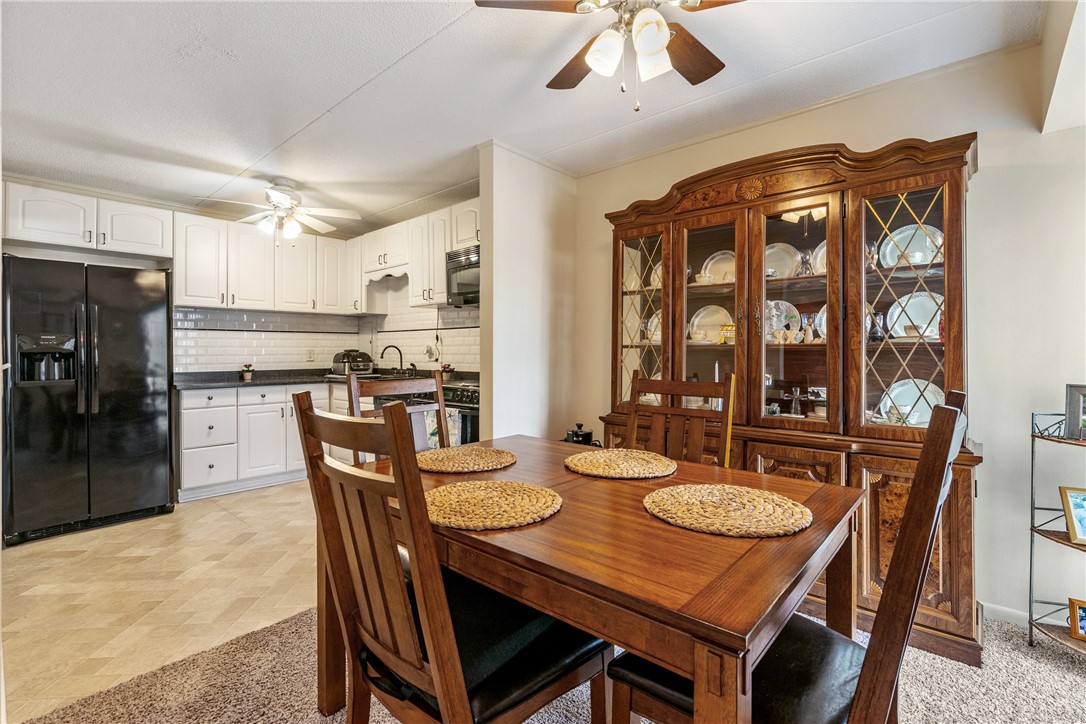 2208 Charlemagne Cir