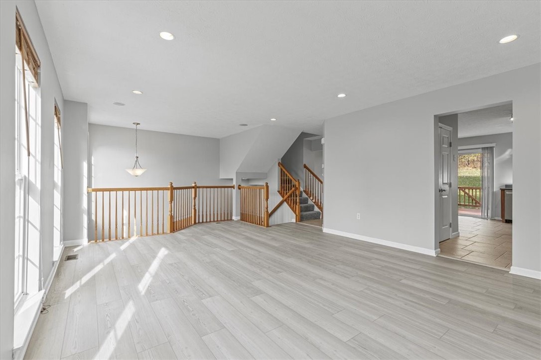 700 Bush Dr