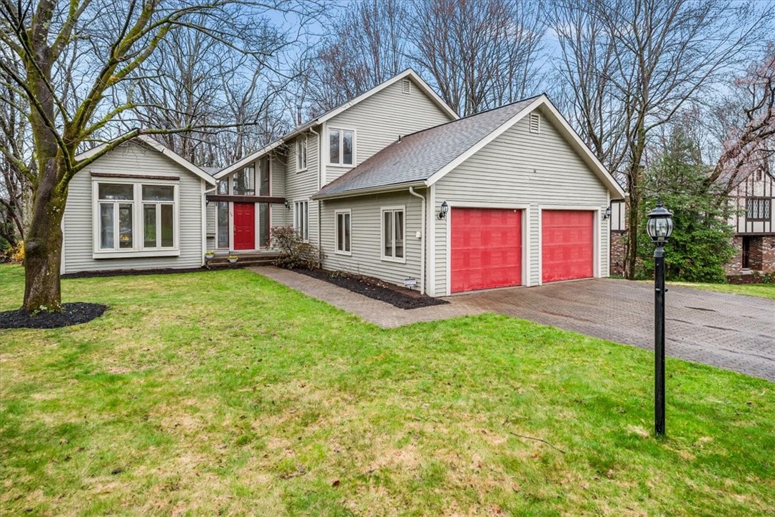 36 Meetinghouse Ln