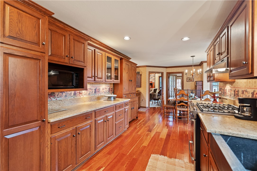 111 Red Brush Trl