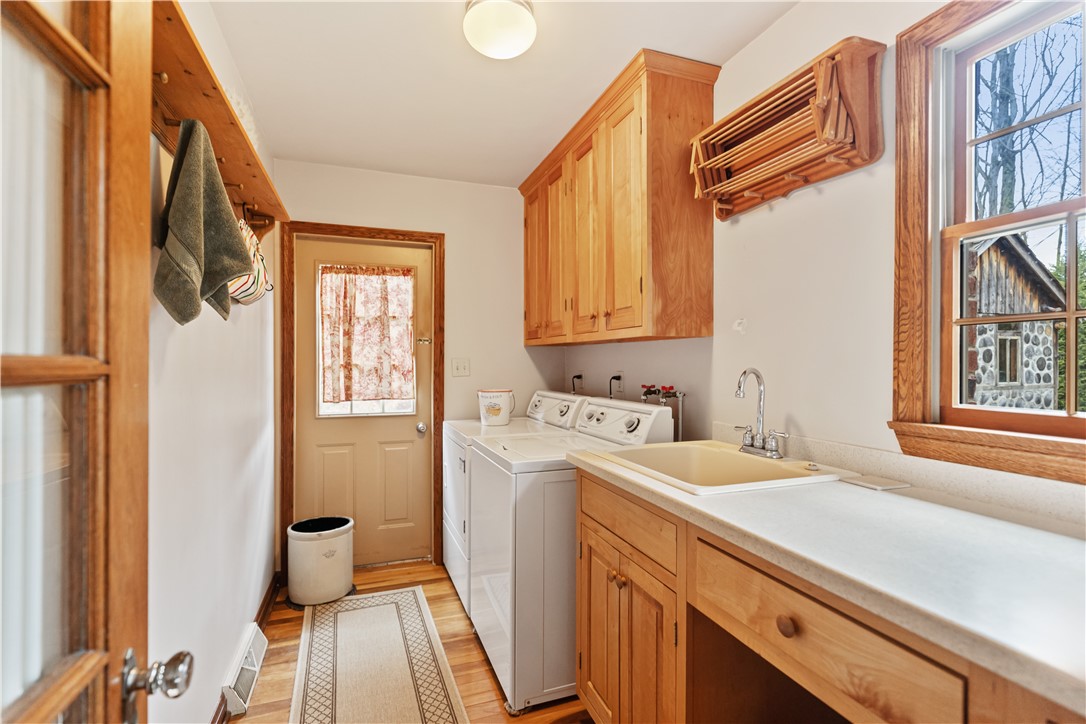 111 Red Brush Trl