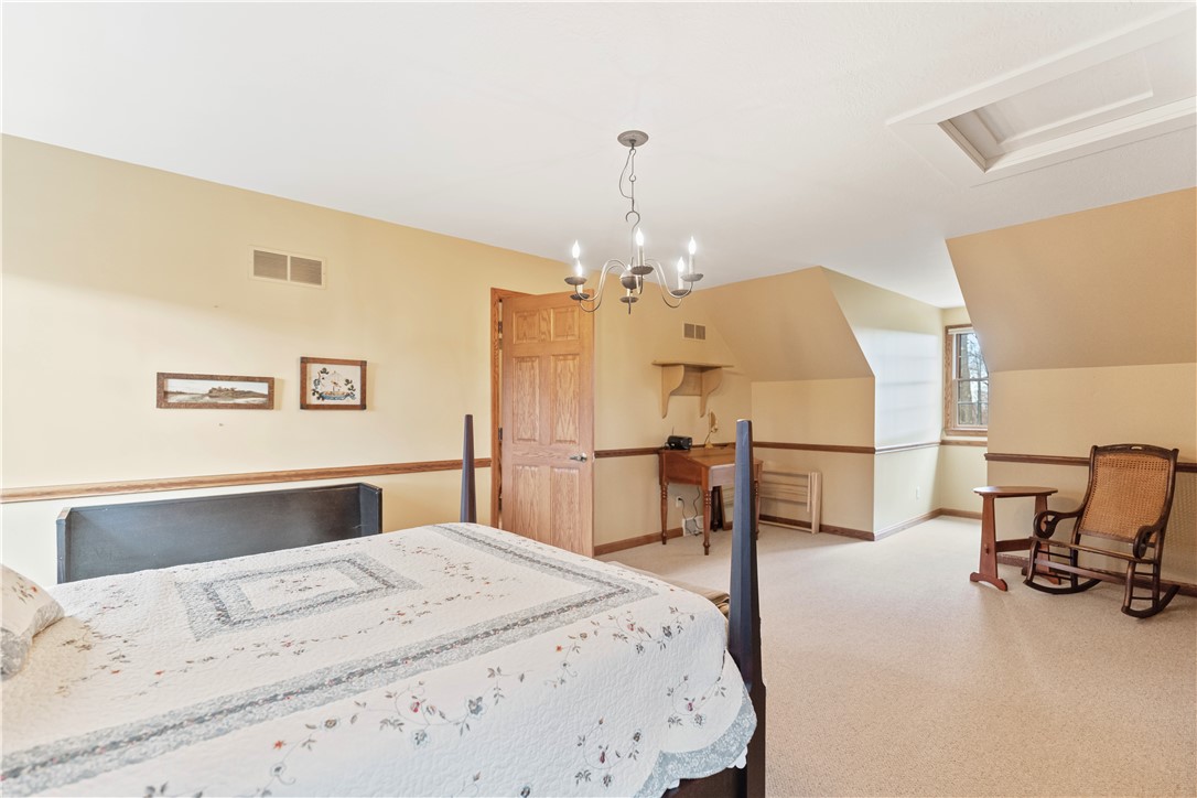 111 Red Brush Trl