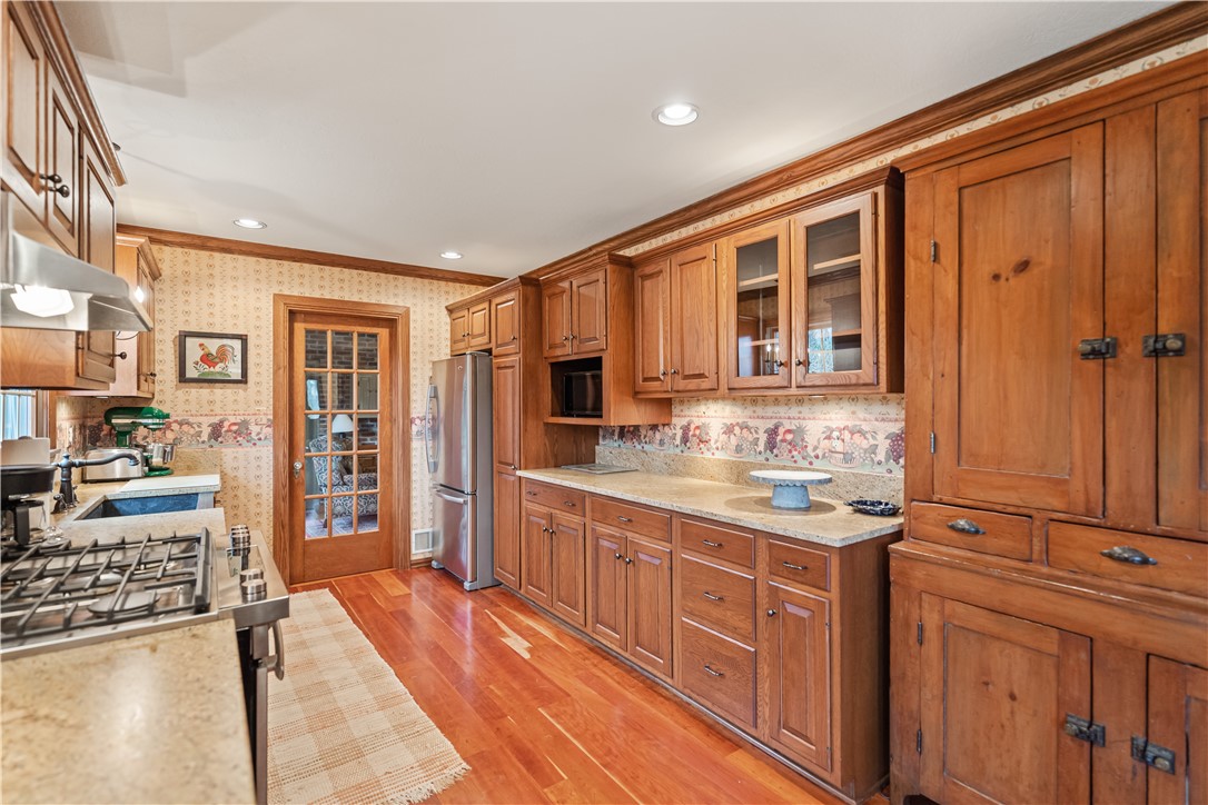 111 Red Brush Trl