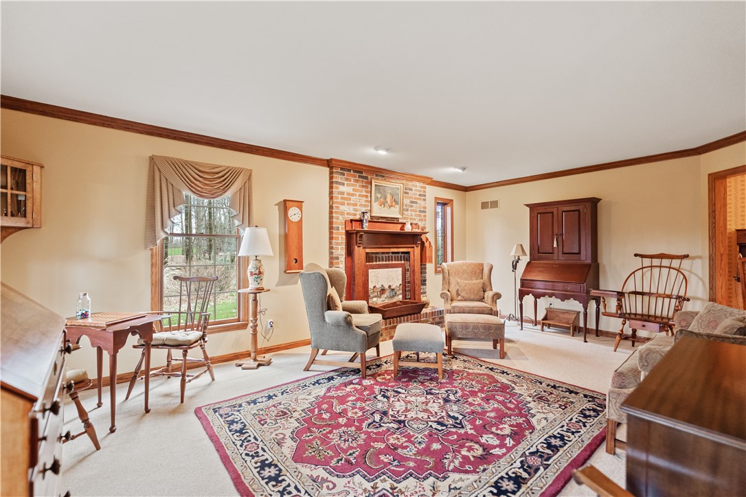 111 Red Brush Trl