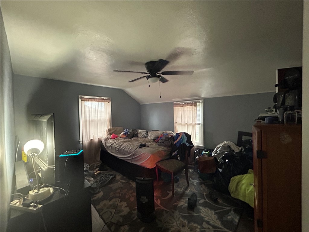 226 Oxford Dr