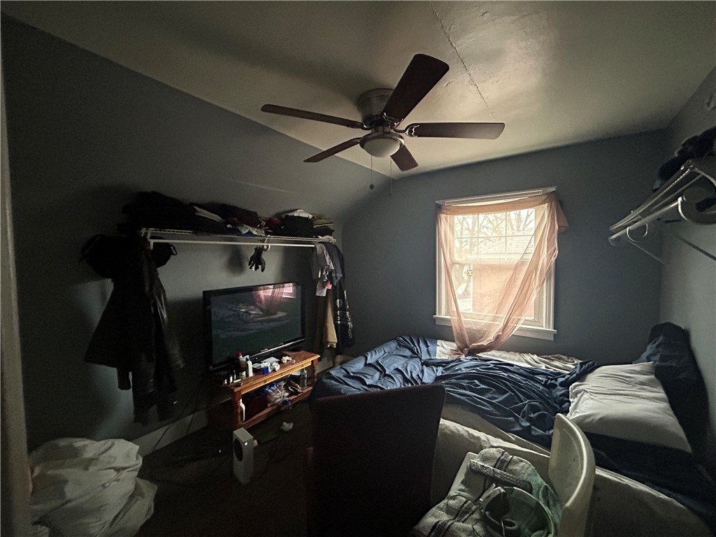 226 Oxford Dr