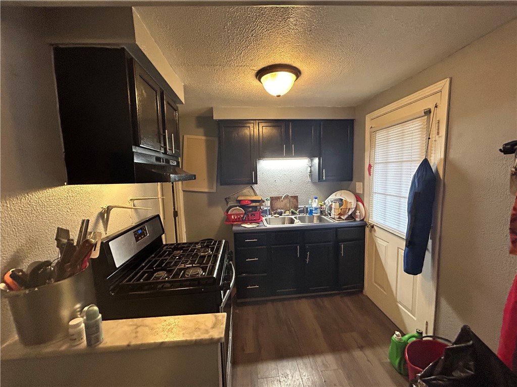 226 Oxford Dr