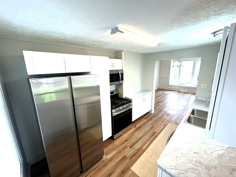 224 E Edgewood Ave