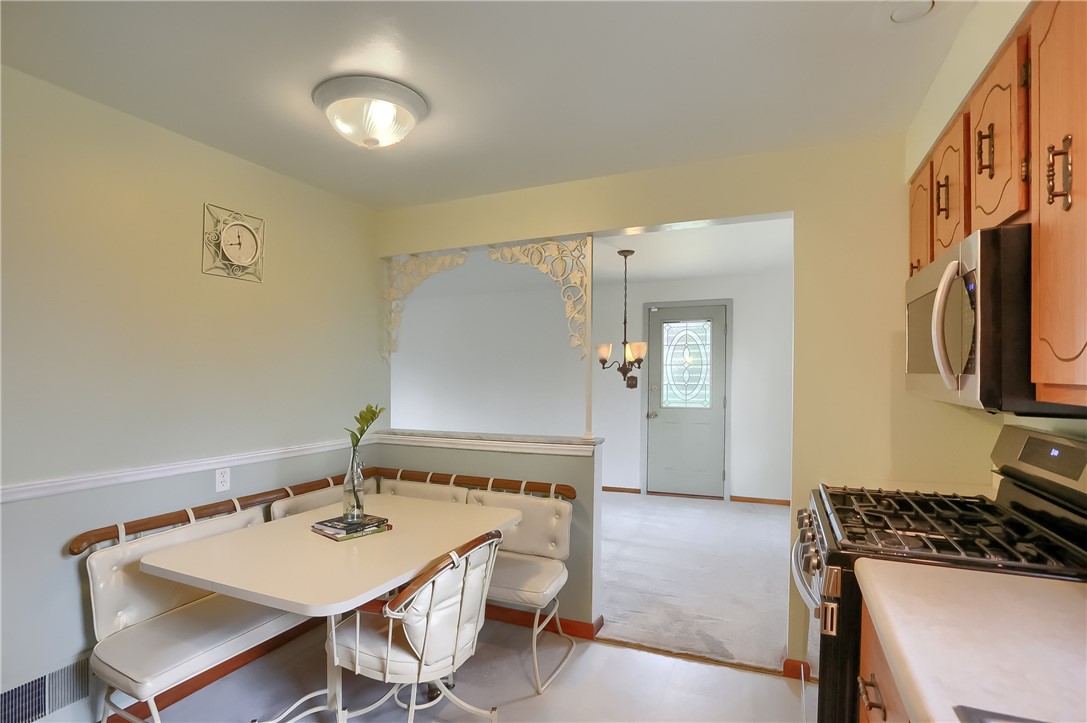 101 Fairdale Ct