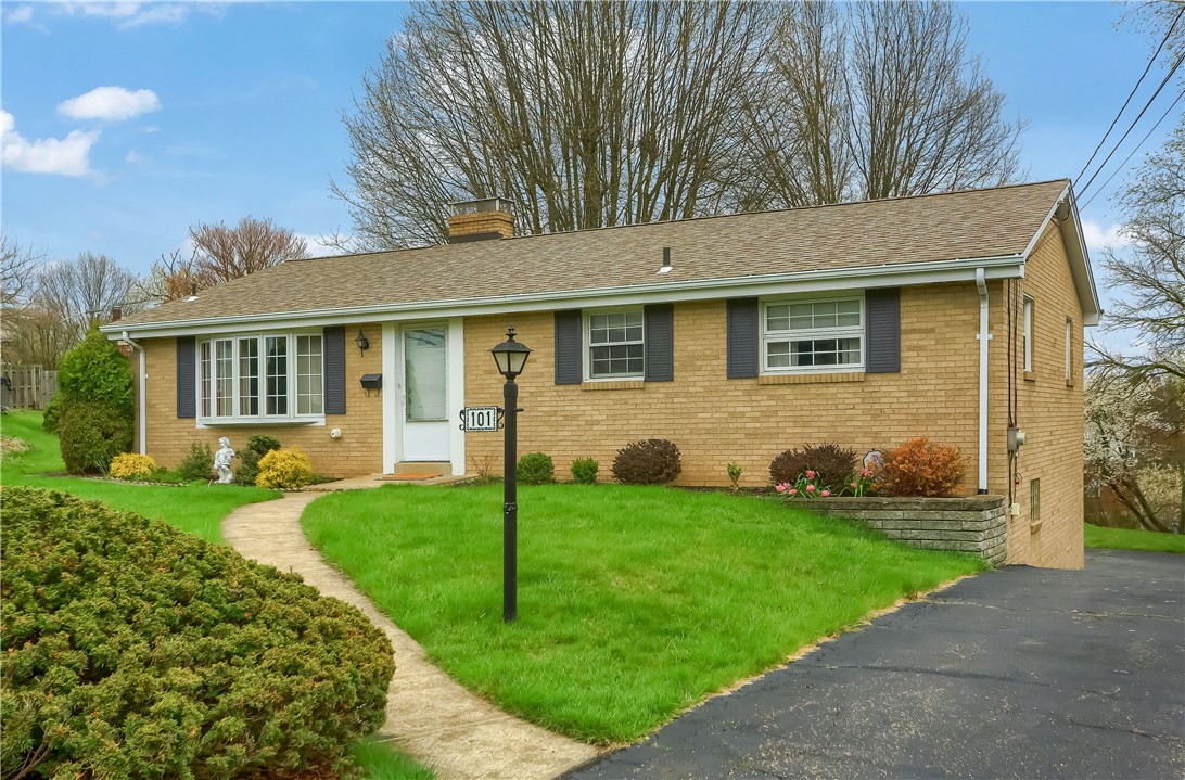 101 Fairdale Ct
