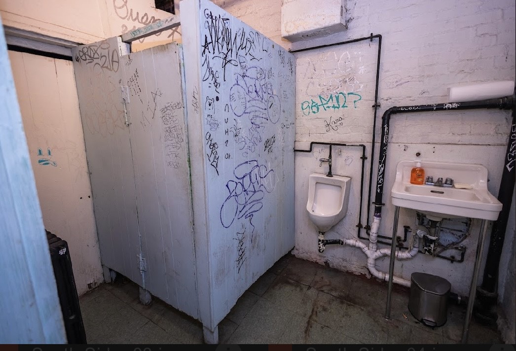 136 S 20th St
