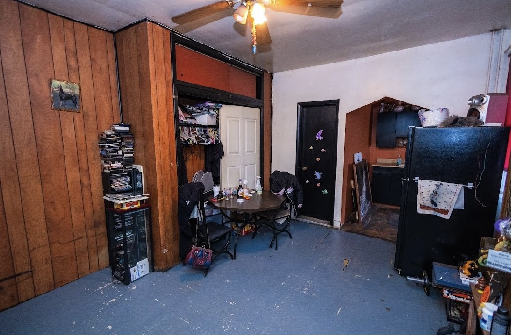 136 S 20th St