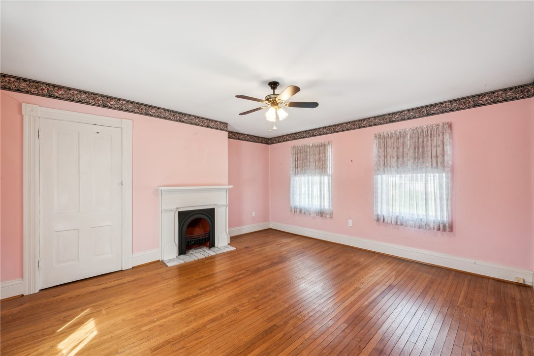 37 Cleveland Ave