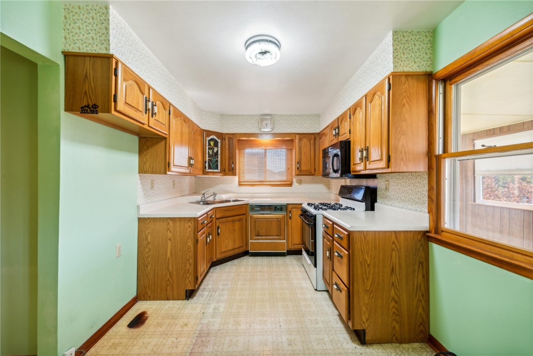 37 Cleveland Ave