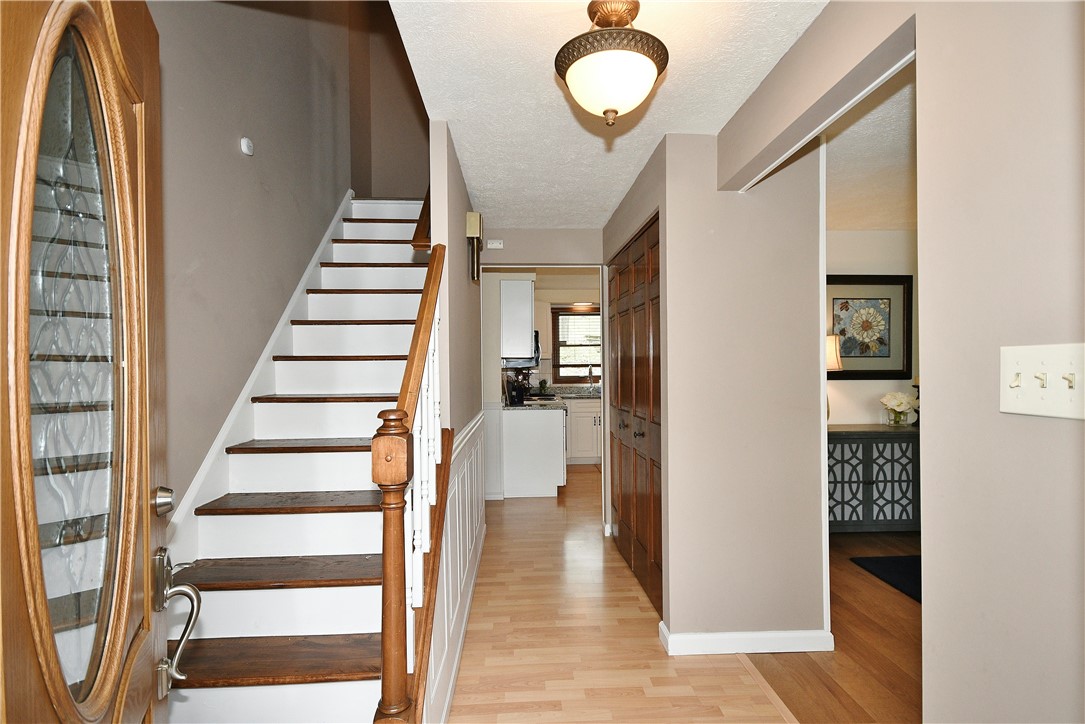106 Meadow Ct