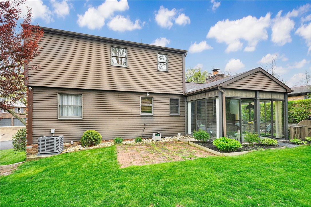 106 Meadow Ct