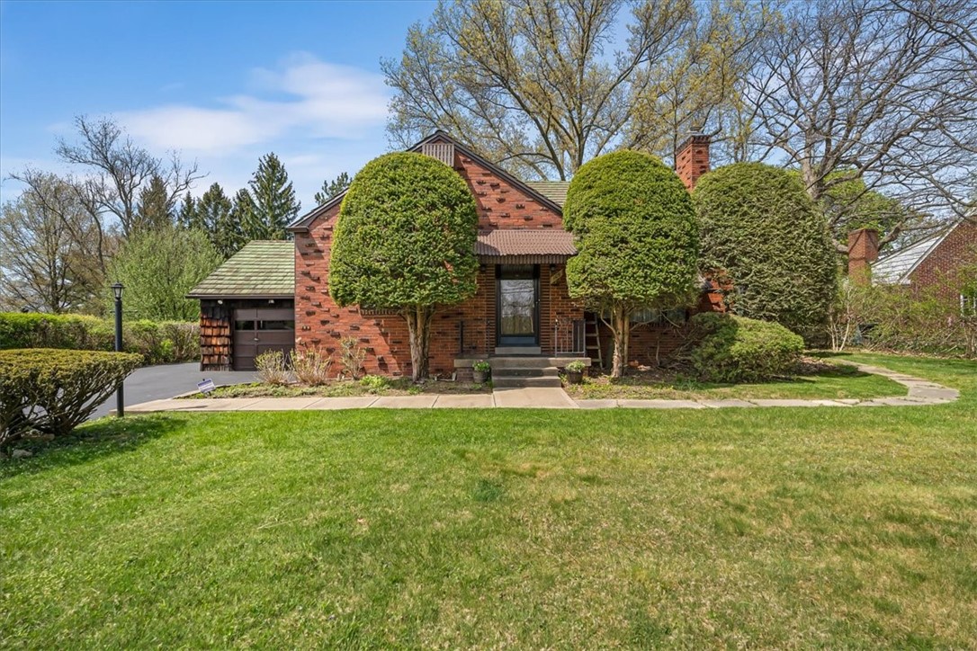 109 Weller Dr