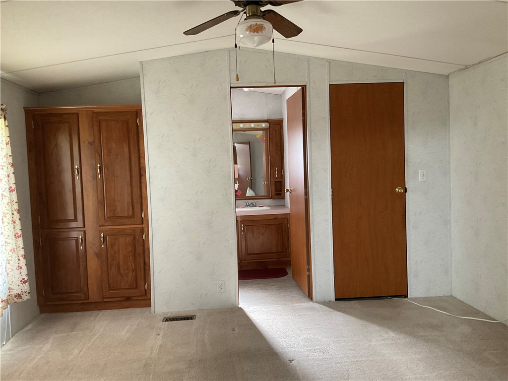 111 Minson Ln