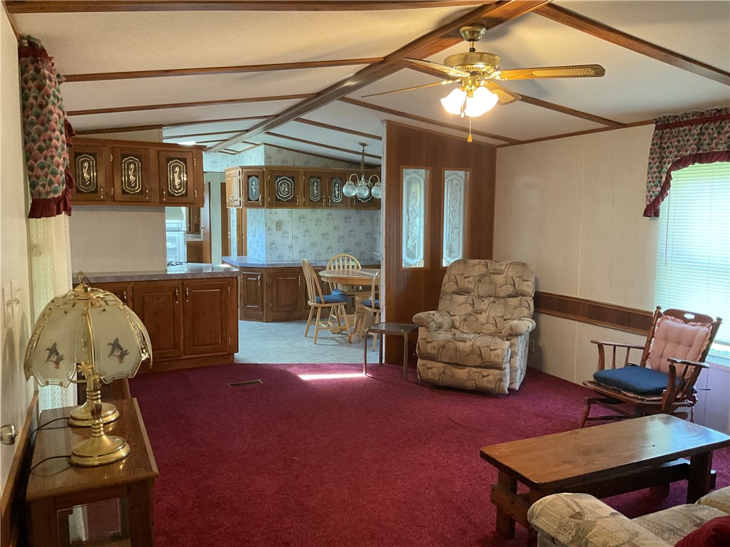 111 Minson Ln