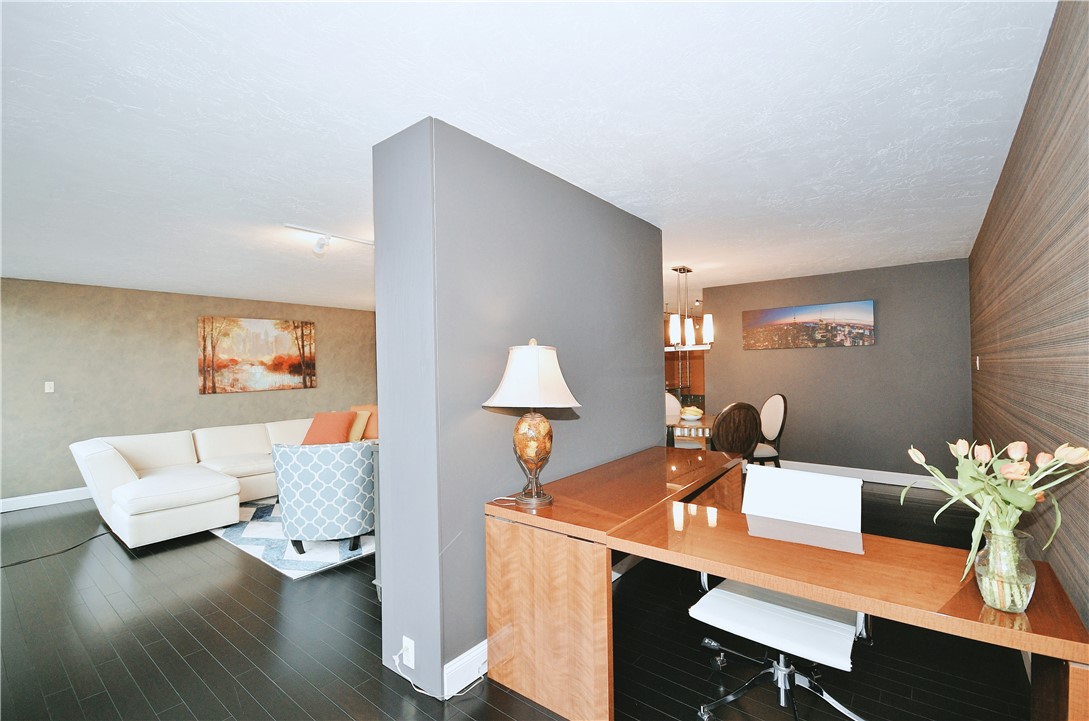 552 N Neville St 54