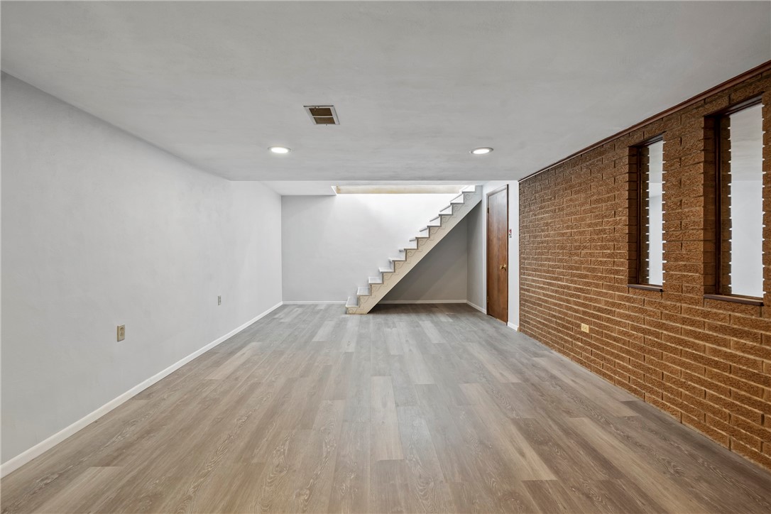 26 Shiska Ln