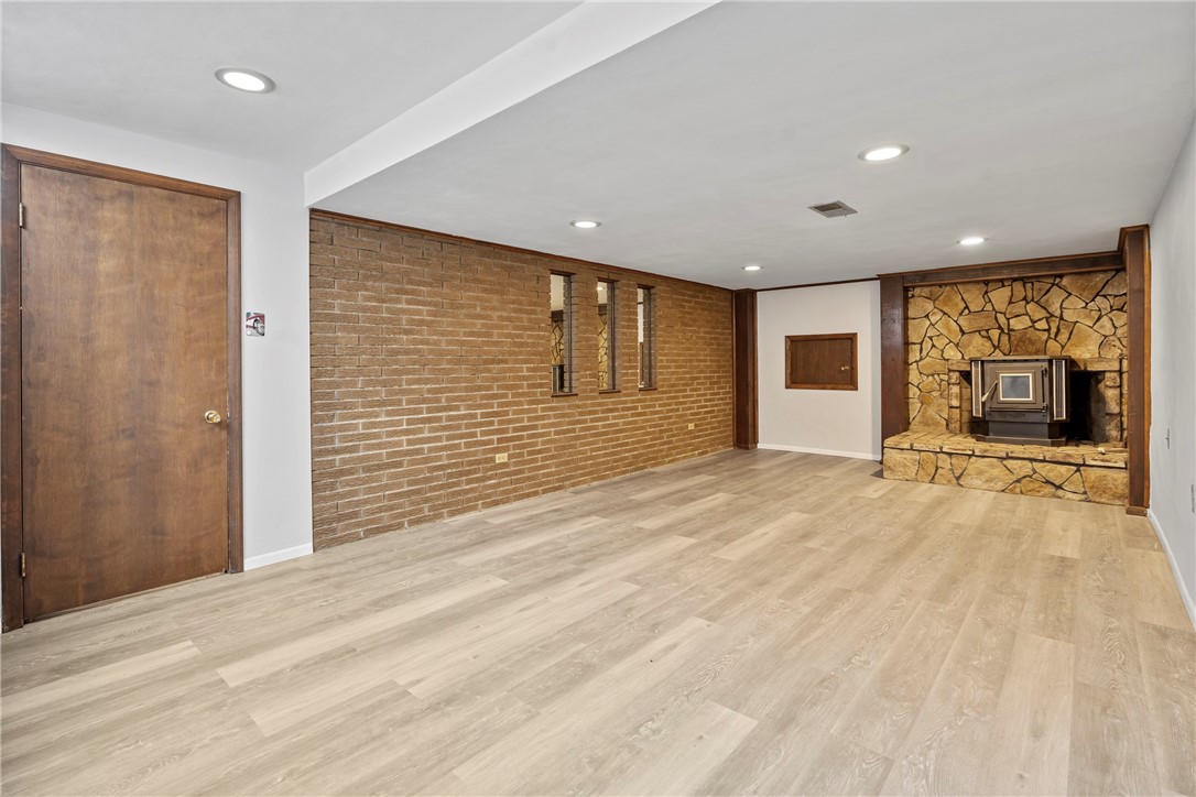 26 Shiska Ln