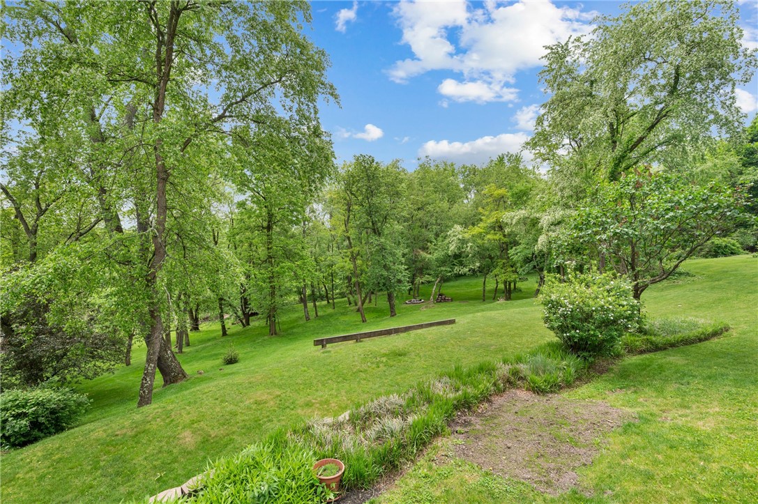 2752 Beaver Grade Rd