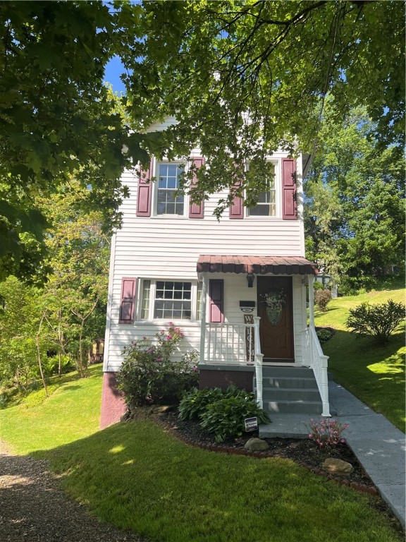 103 Hawthorne Ave