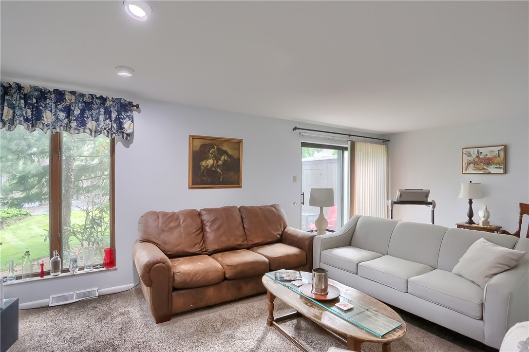 511 Dogwood Ct
