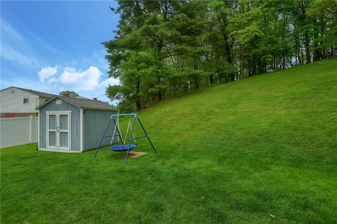 1284 Delfield Drive