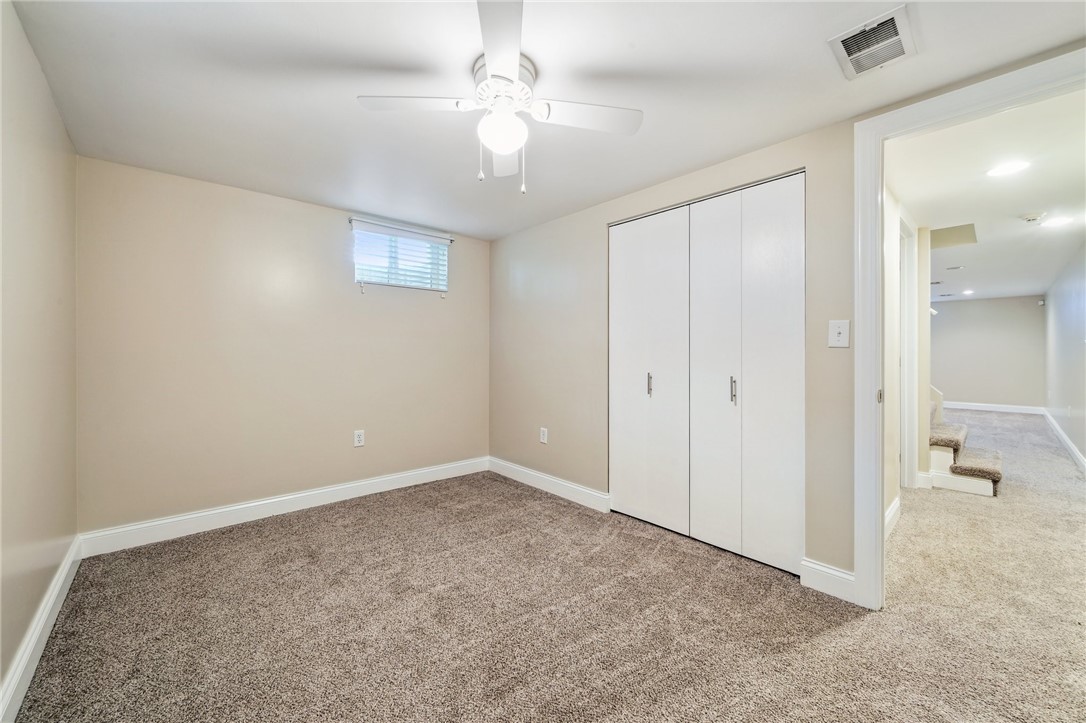221 Thomas School