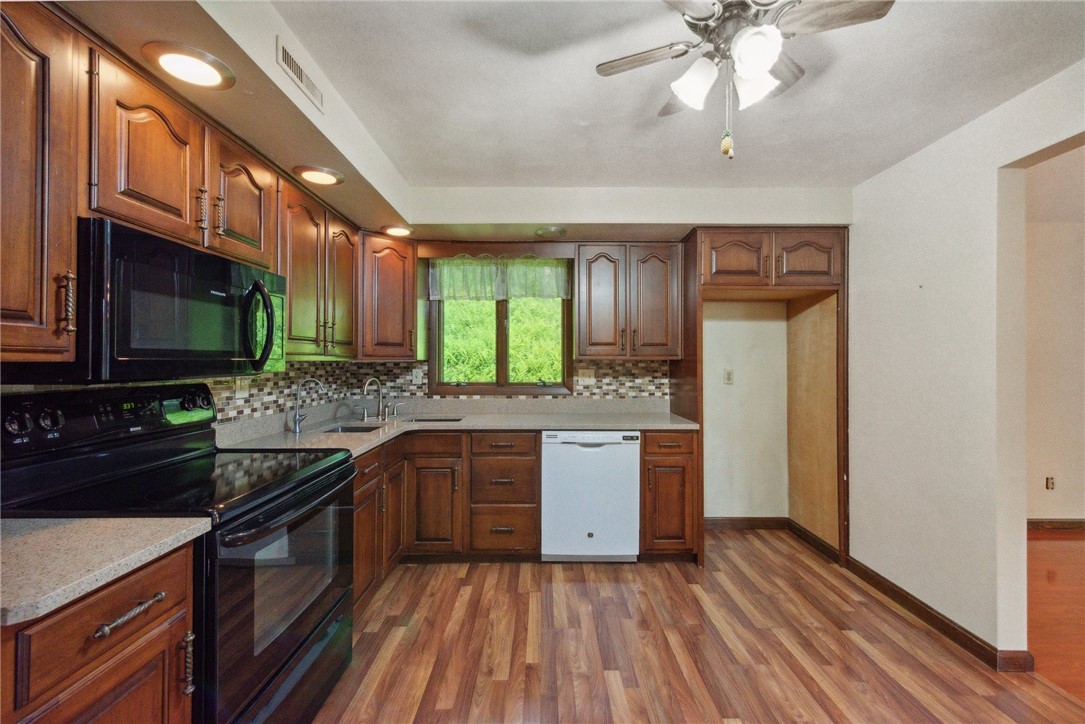 6151 Terry Ln