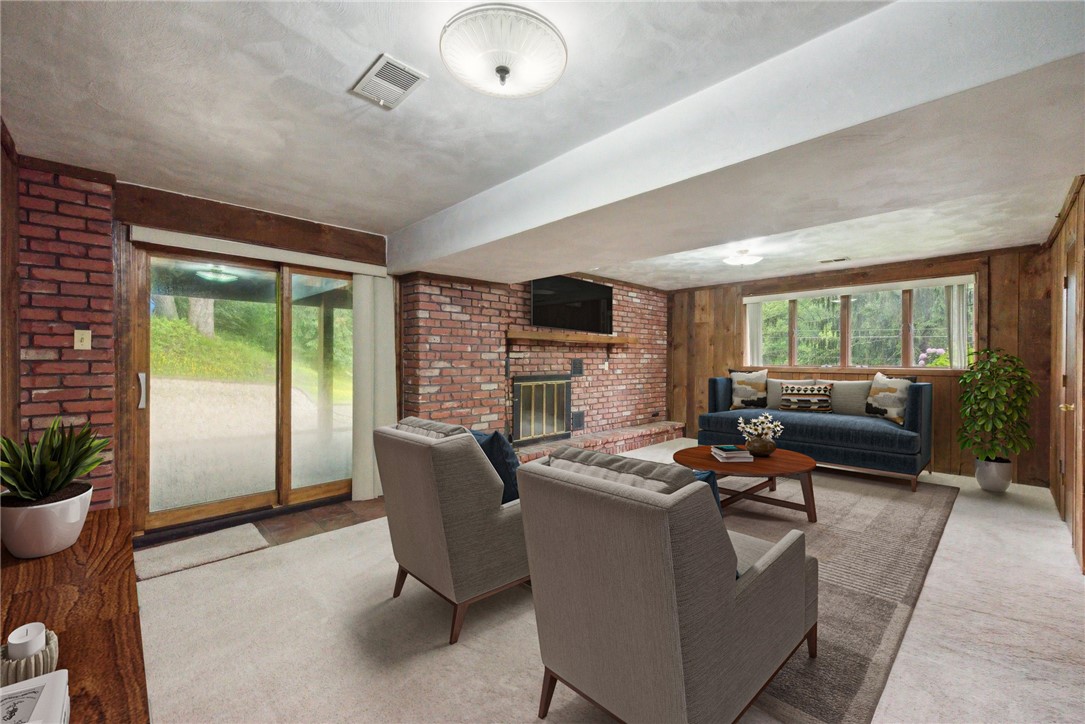 6151 Terry Ln