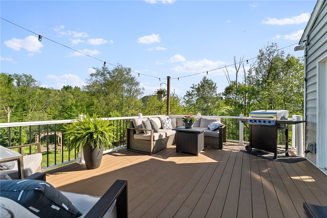 110 Brook Side Dr