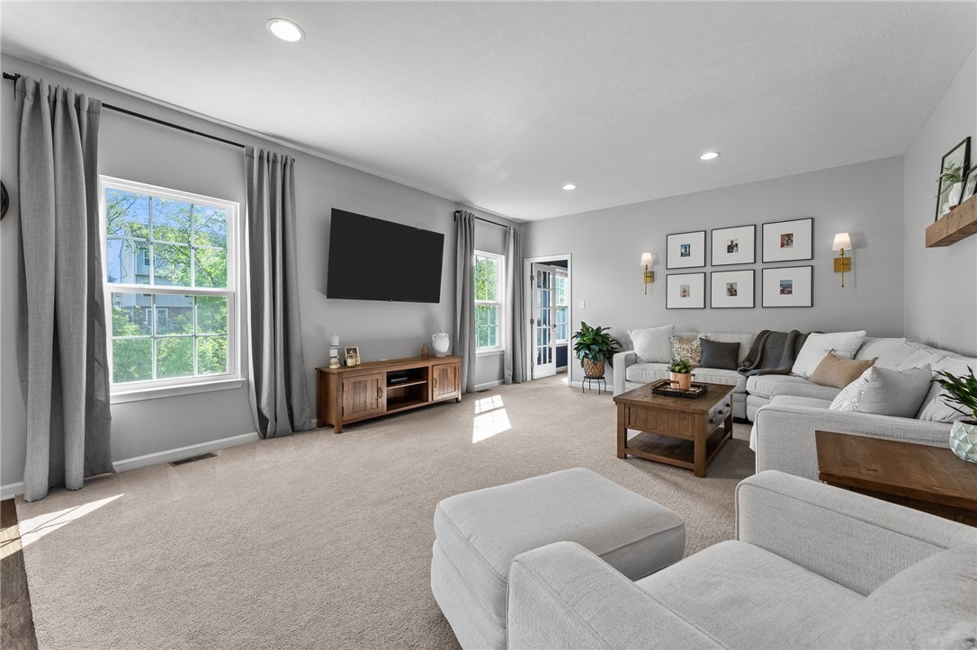 110 Brook Side Dr