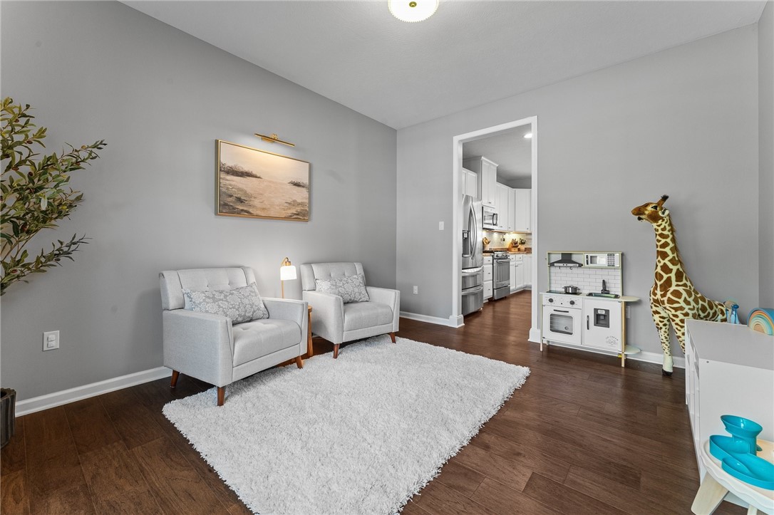 110 Brook Side Dr