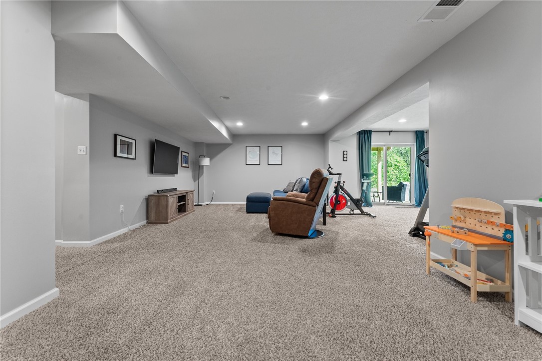 110 Brook Side Dr