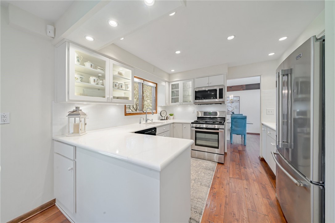 23 Hampshire Dr
