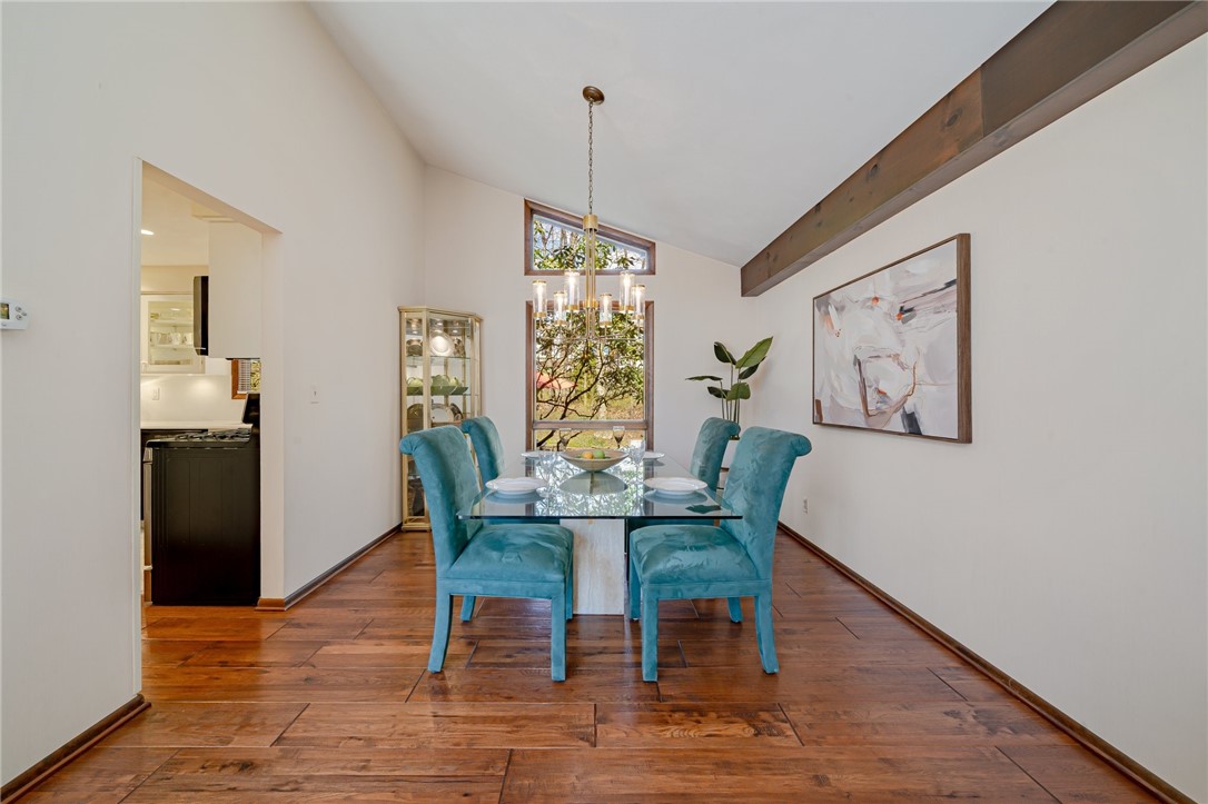 23 Hampshire Dr