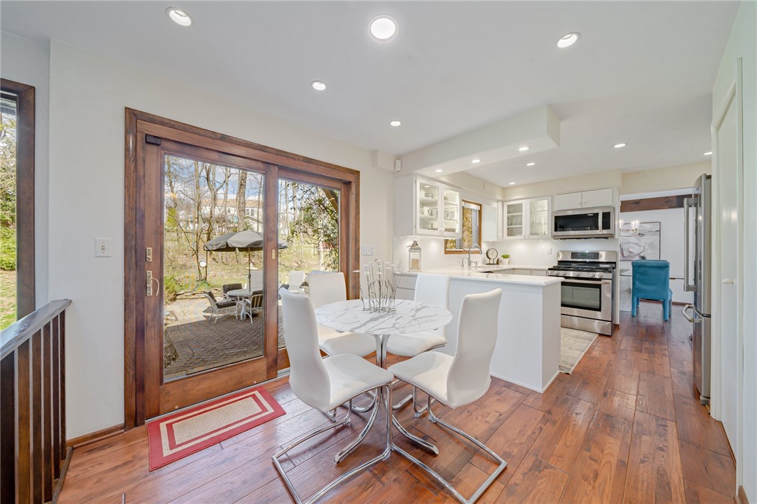 23 Hampshire Dr