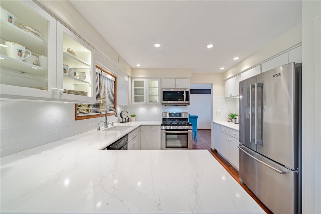 23 Hampshire Dr