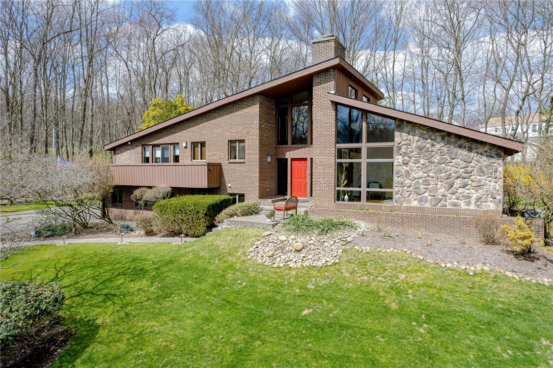 23 Hampshire Dr